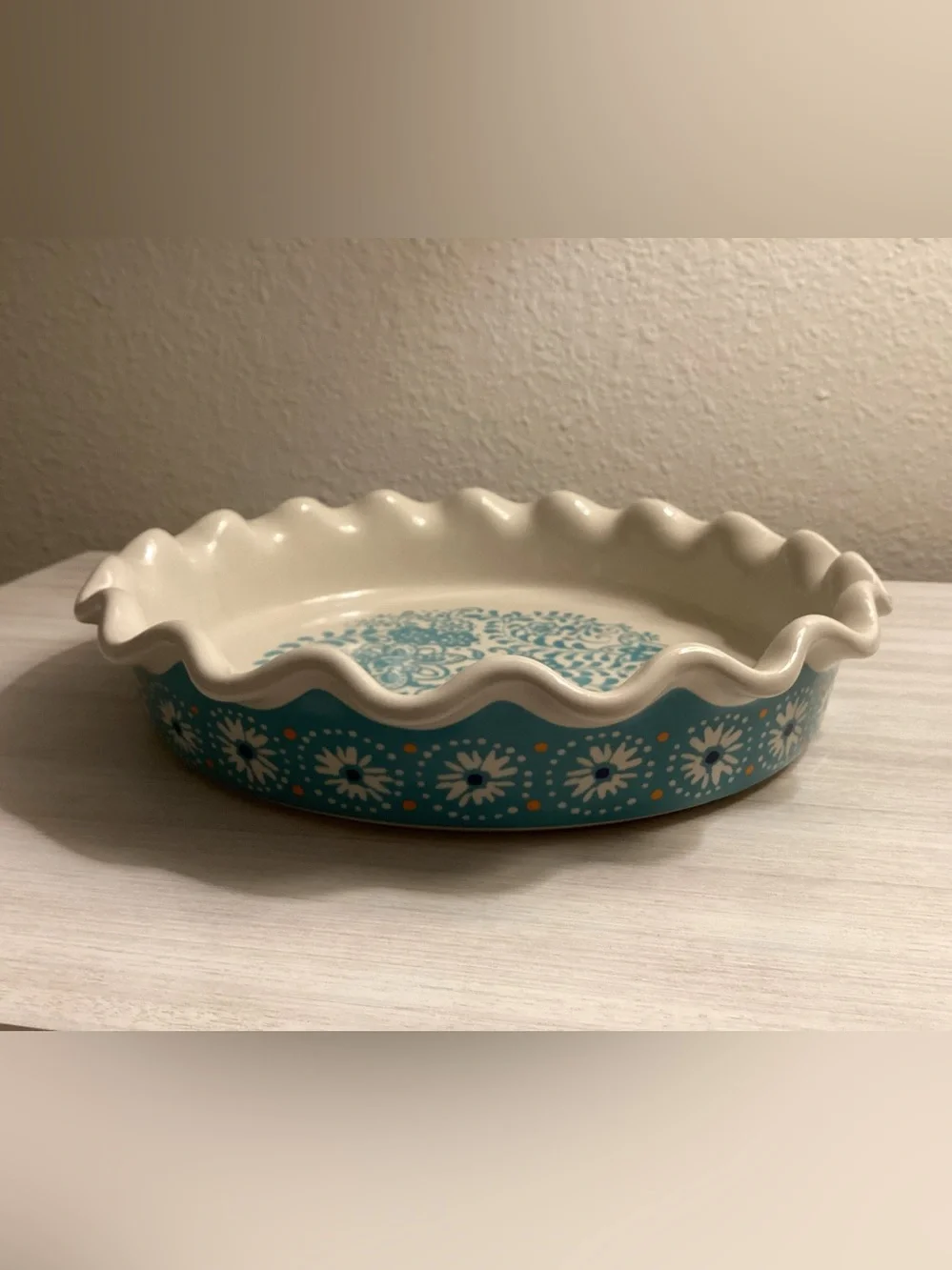 The Pioneer Woman Flea Market Turquoise Daisy 9” Pie Dish - IEC